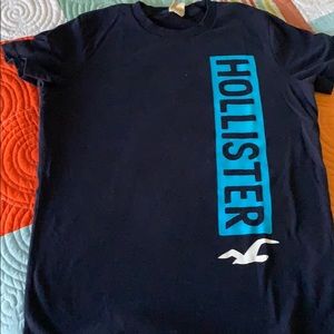 Hollister T-Shirt